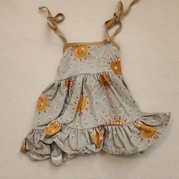 Outfit - Picture 6 of 6